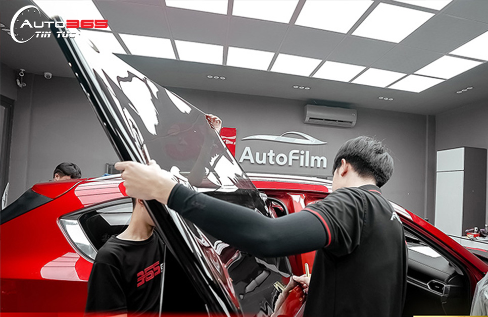 PHIM CÁCH NHIỆT Ô TÔ LÀ GÌ ? - PHIM CÁCH NHIỆT 3M CRYSTALLINE CÓ THẬT SỰ HIỆU QUẢ?